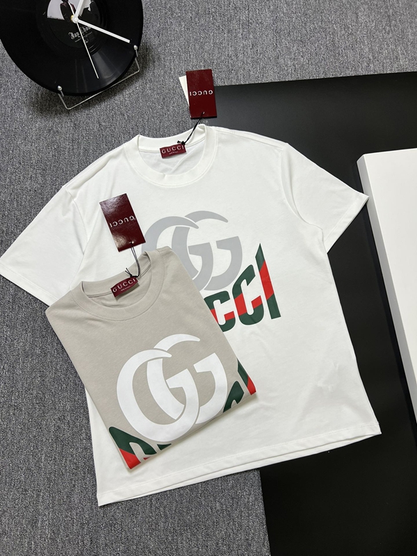ブランドTシャツ正面デザイン